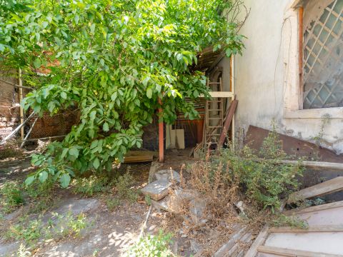 Piazza Maravigna, 9