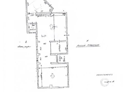 Piazza Maravigna, 9