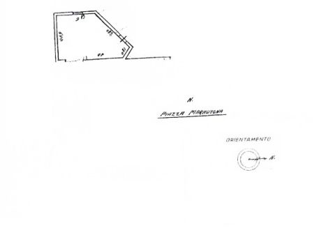 Piazza Maravigna, 9