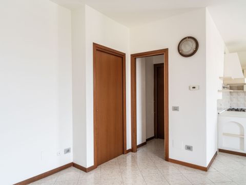Via A. de Gasperi, 8/c