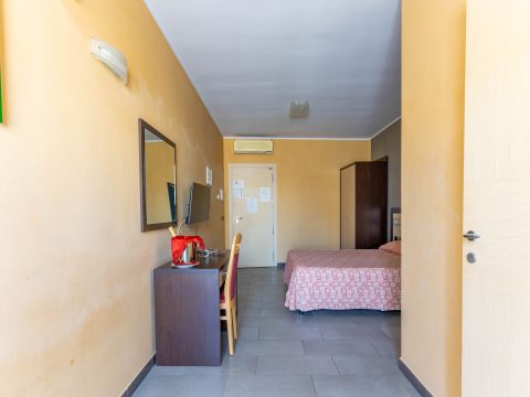 Via delle Casupole, 6