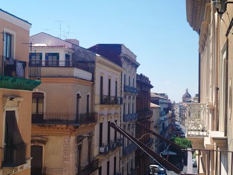 Via Caronda, 7
