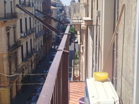 Via Caronda, 7