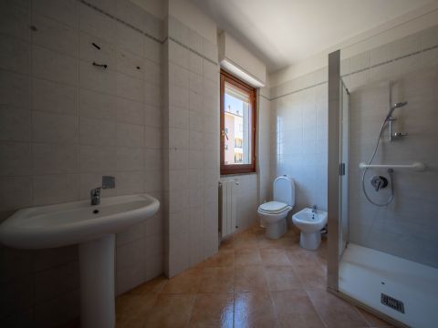 Via Paolo Galleri, 3-5
