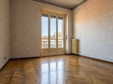Via Villar Focchiardo, 8