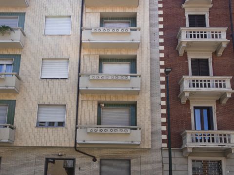 Via Villar Focchiardo, 8