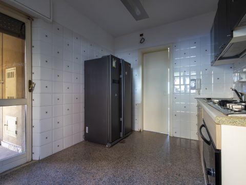 Viale dei Bizantini, 2