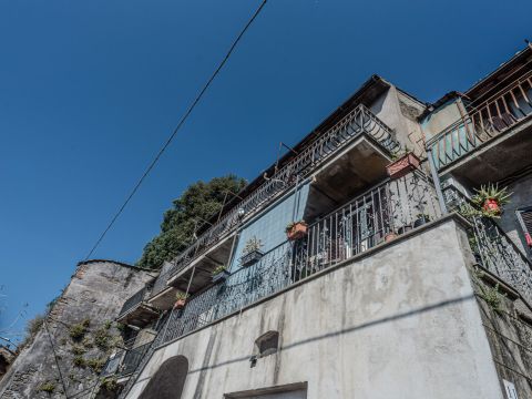 Via Piedisole, 11