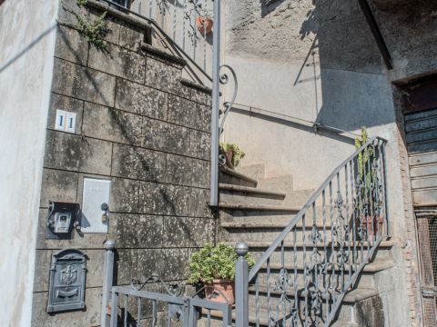 Via Piedisole, 11