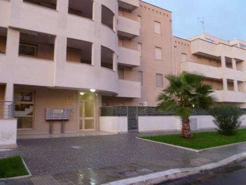 Via Ada Cudazzo, 12