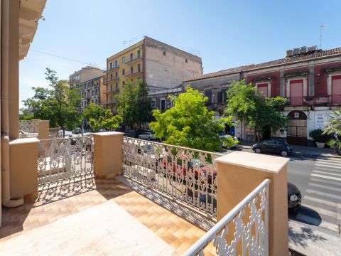 Viale Mario Rapisardi, 108