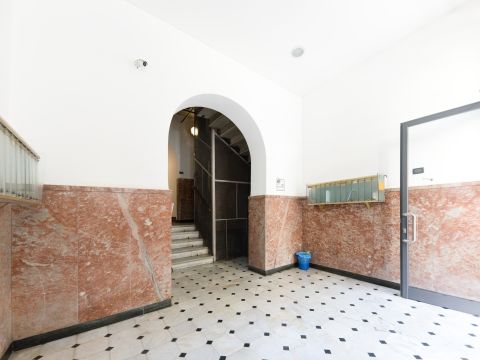 Via Paolo Giacometti 12