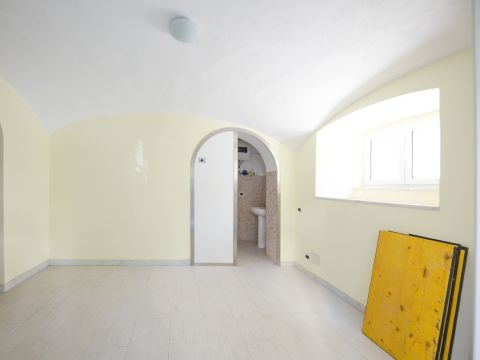 Corso Angelo Gianelli, 11