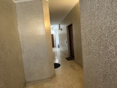 Via Sandro Pertini, 6