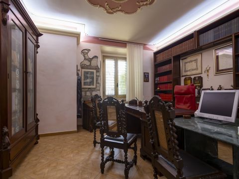 Via Elvidio Borelli, 6