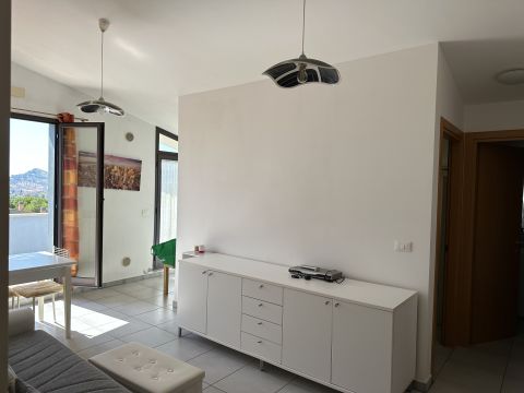 Via Levante 32