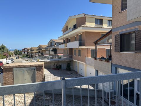 Via Levante, 32