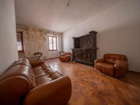 Via Giuseppe Verdi, 8