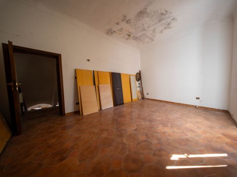 Via Giuseppe Verdi, 8