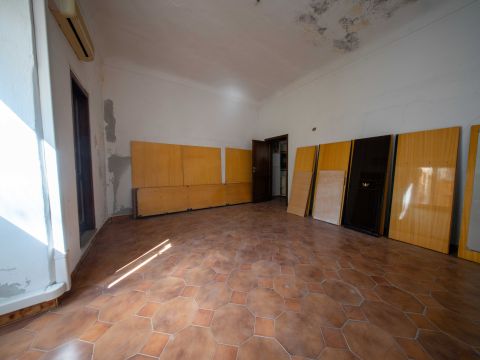 Via Giuseppe Verdi, 8
