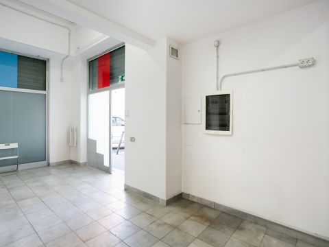 Via Bartolomeo Cristofori, 41