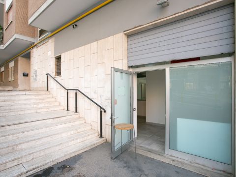 Via Bartolomeo Cristofori, 41