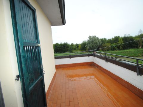 Via Vittorio Borghi 7