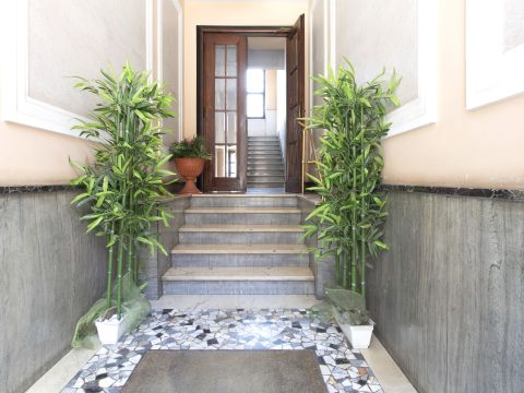 Via Mombarcaro, 11