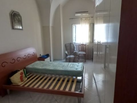 Via Giacosa, 24