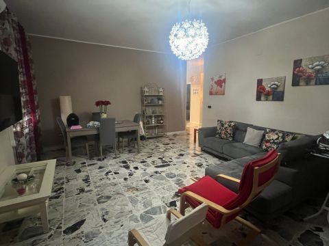 Via V. de Filippis 24