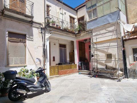 Largo Zinzi 2