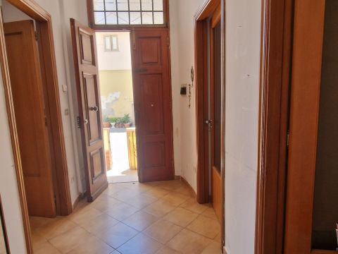 Largo Zinzi 2