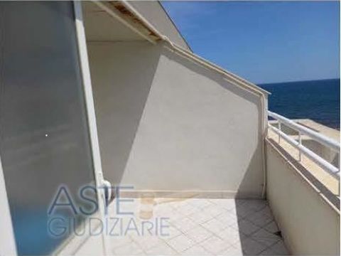 Lungomare Ugo Lorusso, 47