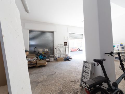 Via Pacinotti 21-23
