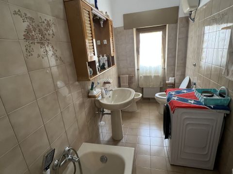Via Vincenzo Sartori, 37