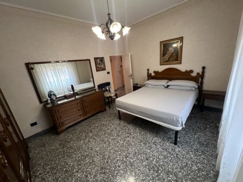 Via Vincenzo Sartori, 37
