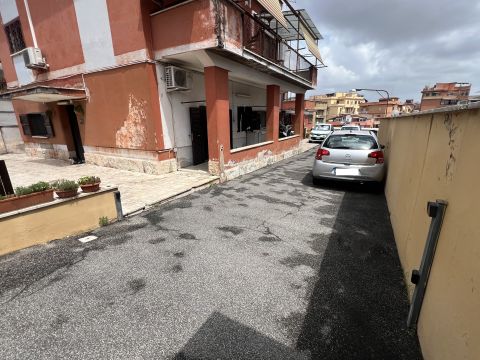 Via Vincenzo Sartori, 37