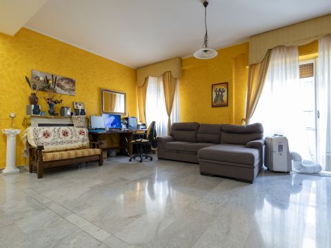 Via Raffaele Teti 27