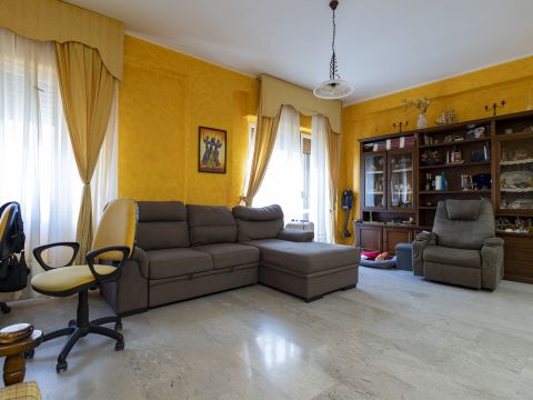 Via Raffaele Teti 27