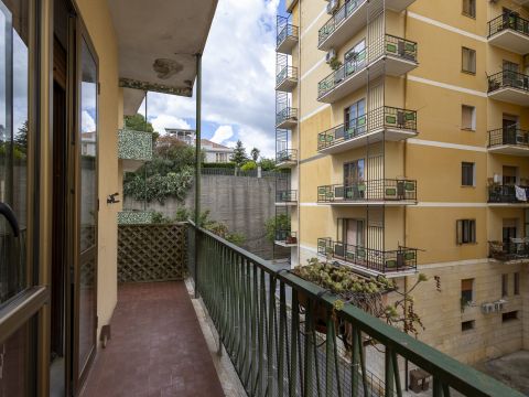 Via Raffaele Teti 27