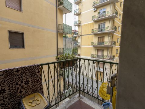 Via Raffaele Teti 27