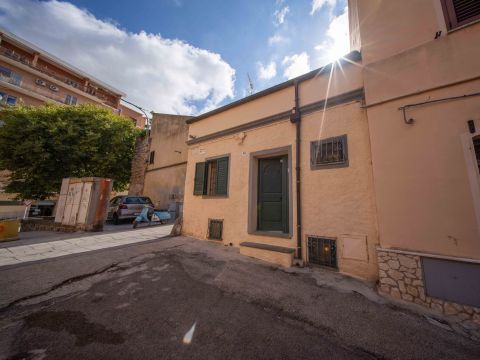 Via Moscatello, 41