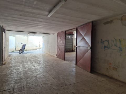 Via Mentana