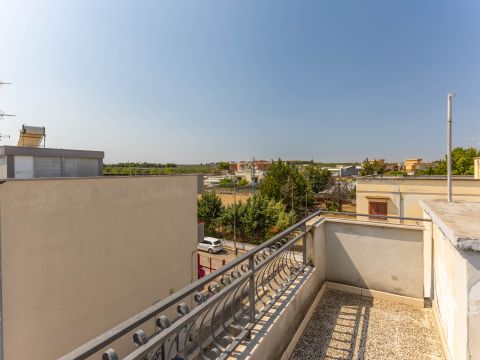 Piazza Roma, 32