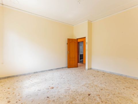 Via Soldato M. Mastrangelo, 2 - Grumo Appula