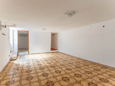 Via Soldato M. Mastrangelo, 2 - Grumo Appula