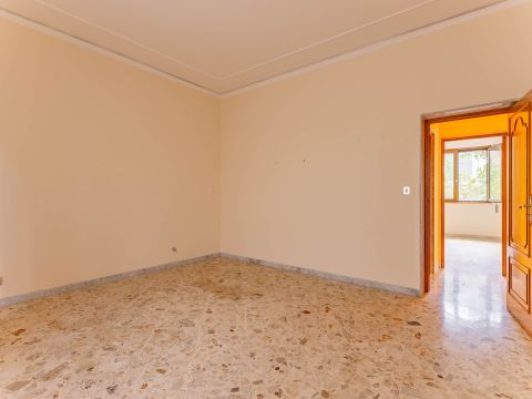 Via Soldato M. Mastrangelo, 2 - Grumo Appula