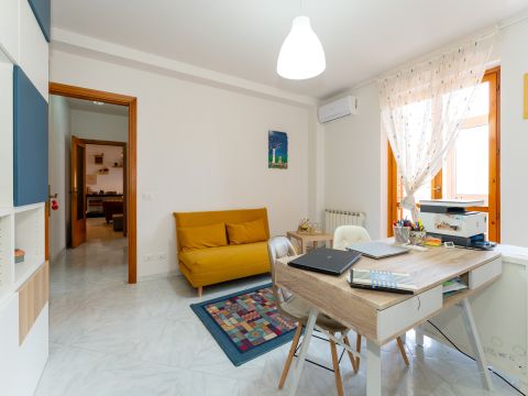 Via Carcara, 51