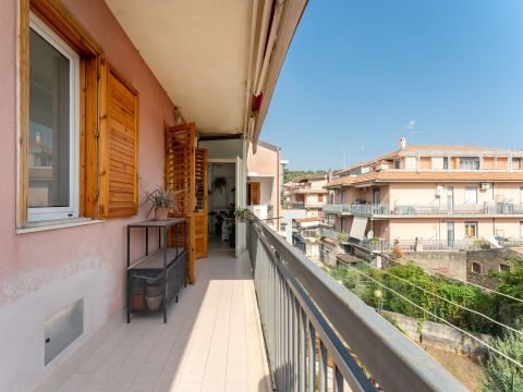 Via Carcara, 51