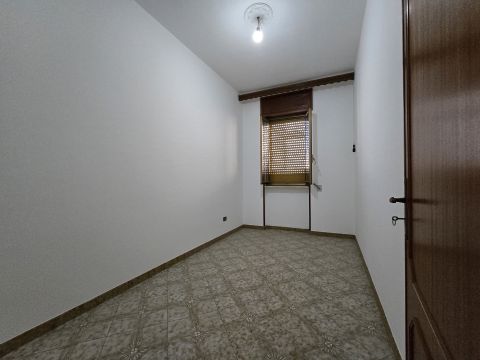 Via Giuseppe Parini, 10